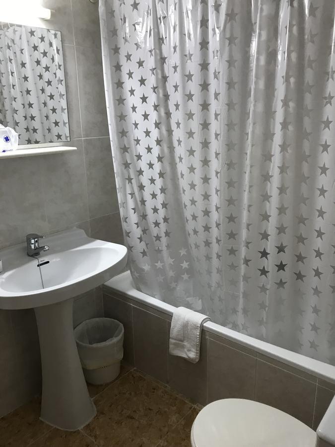 Hostal Argentina Caces Eksteriør billede