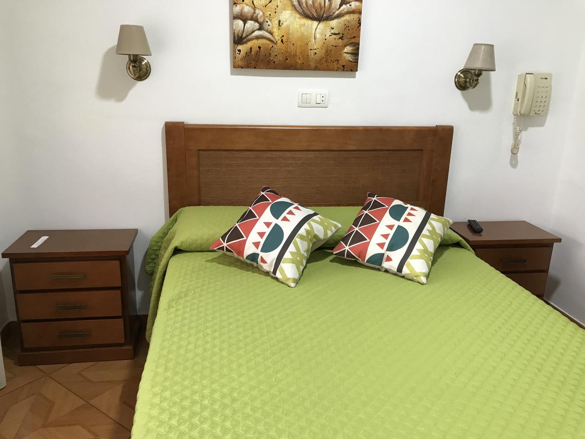 Hostal Argentina Caces Eksteriør billede