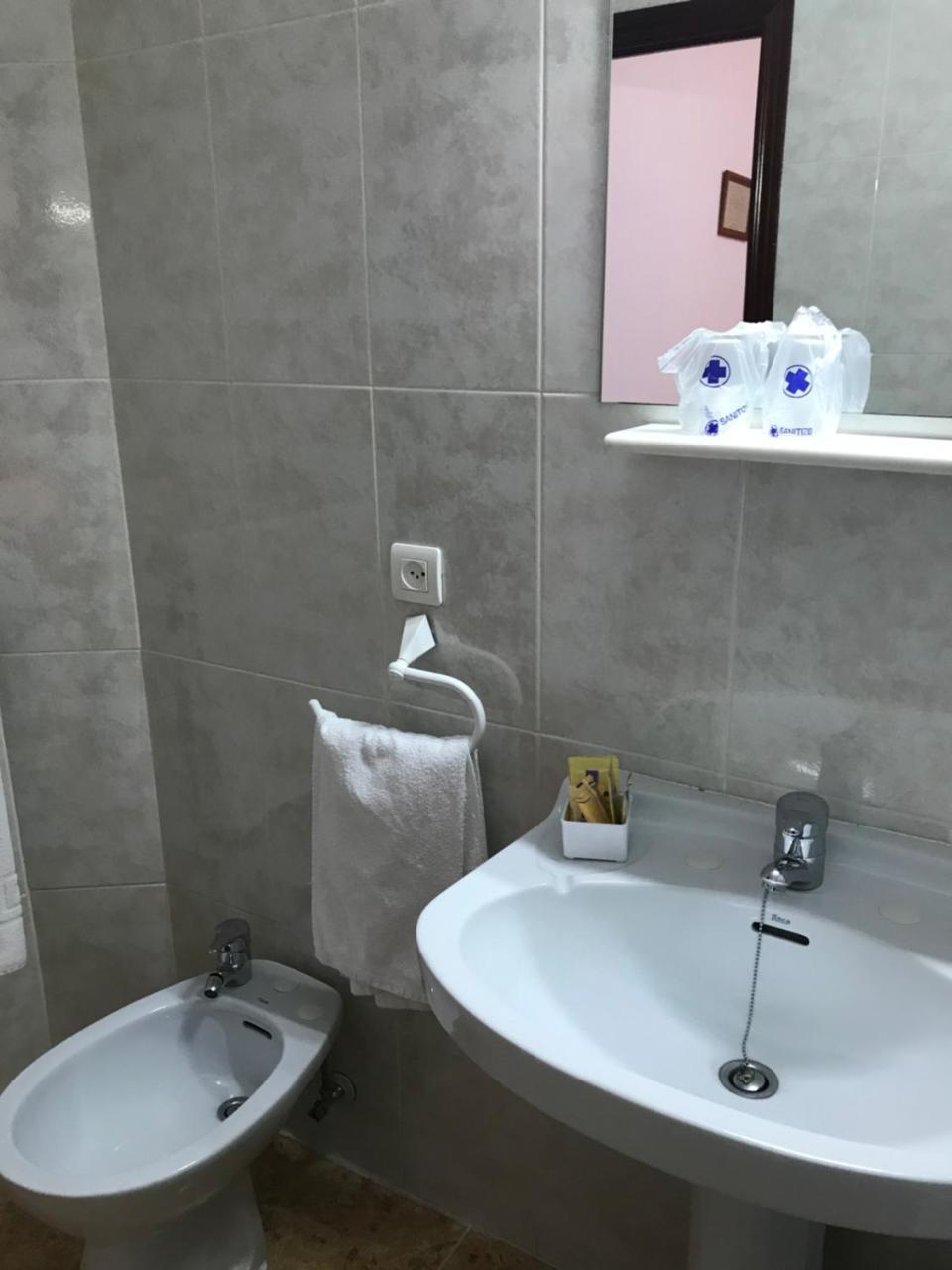 Hostal Argentina Caces Eksteriør billede
