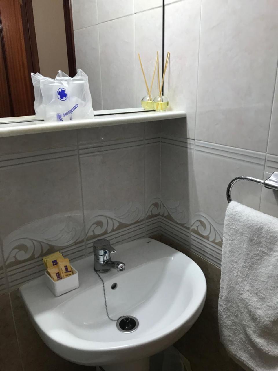 Hostal Argentina Caces Eksteriør billede